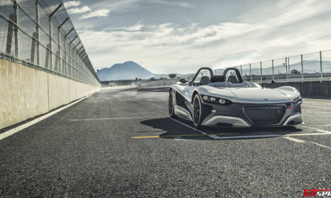 Суперкар VUHL 05 был представлен в Лондоне